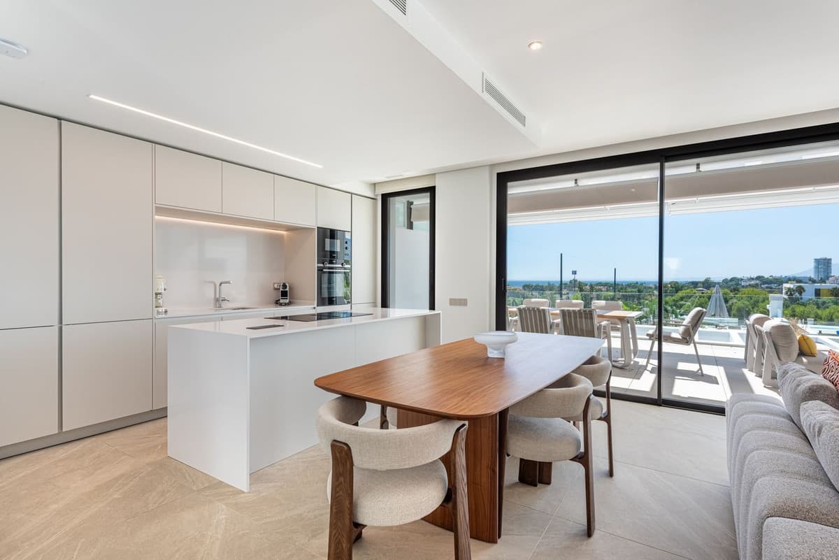 Penthouse Duplex in Santa Clara — photo 7 of 10