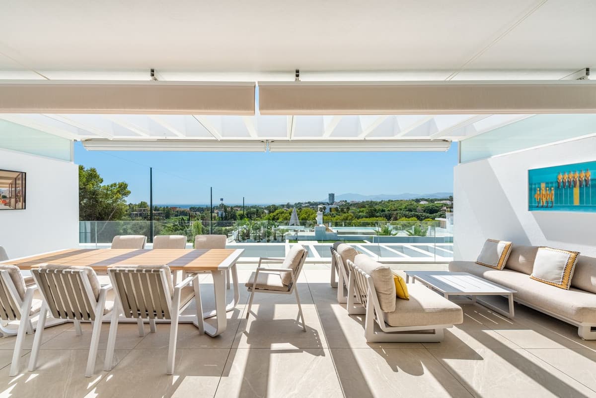 Penthouse Duplex in Santa Clara — photo 10 of 10