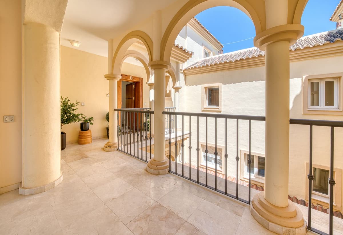 Penthouse Duplex in San Roque — photo 8 of 10