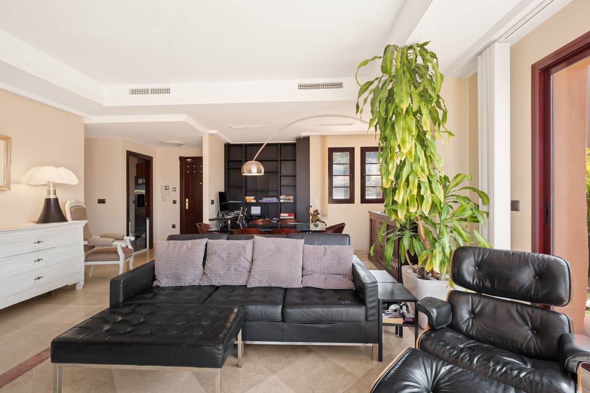 Penthouse in La Mairena — photo 5 of 10