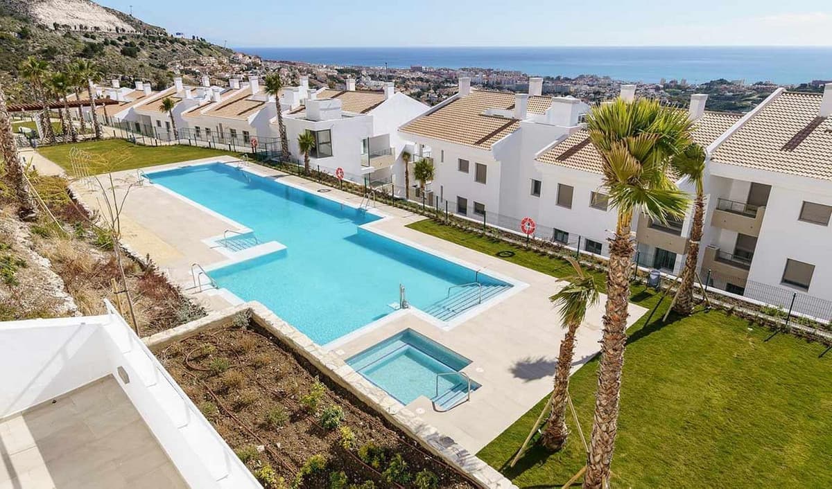 Middle Floor Apartment in Benalmadena Pueblo — photo 1 of 10