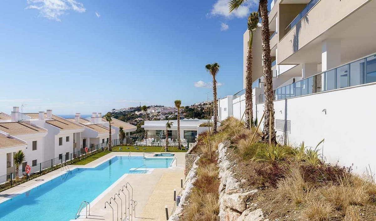 Middle Floor Apartment in Benalmadena Pueblo — photo 2 of 10