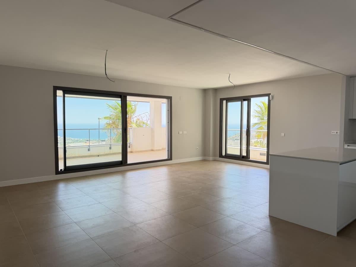 Middle Floor Apartment in Benalmadena Pueblo — photo 5 of 10