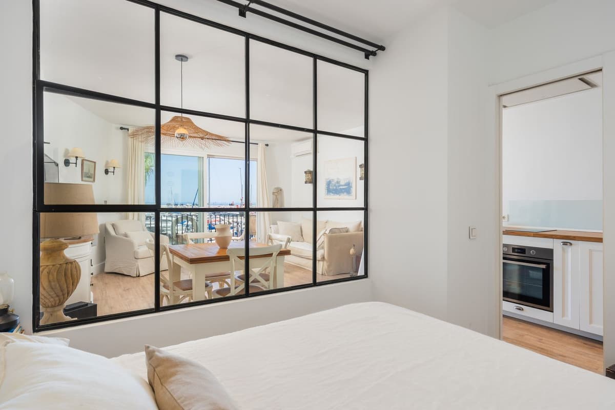 Middle Floor Apartment in Puerto Banús — photo 8 of 10