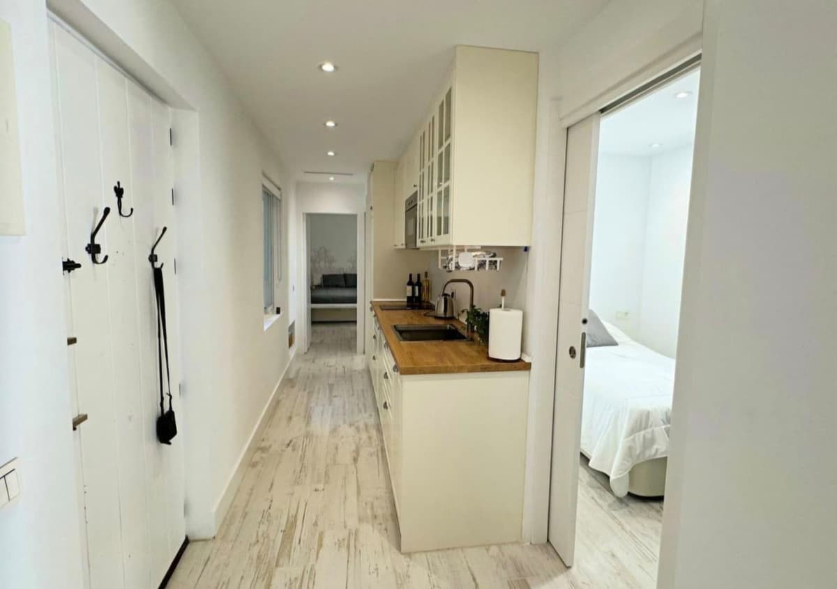 Middle Floor Apartment in Puerto Banús — photo 8 of 10