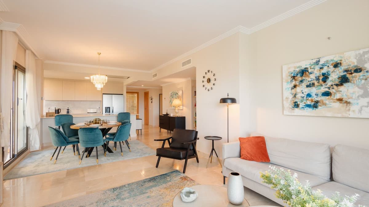 Ground Floor Apartment in Benahavís — photo 10 of 10