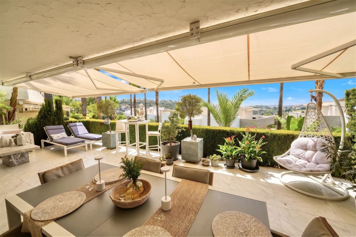 Ground Floor Apartment in Benahavís — photo 6 of 10