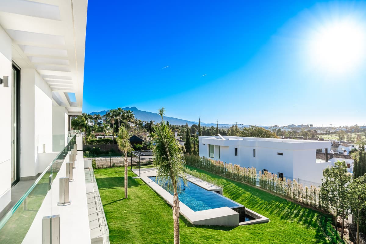 Detached Villa in Benahavís — photo 5 of 10