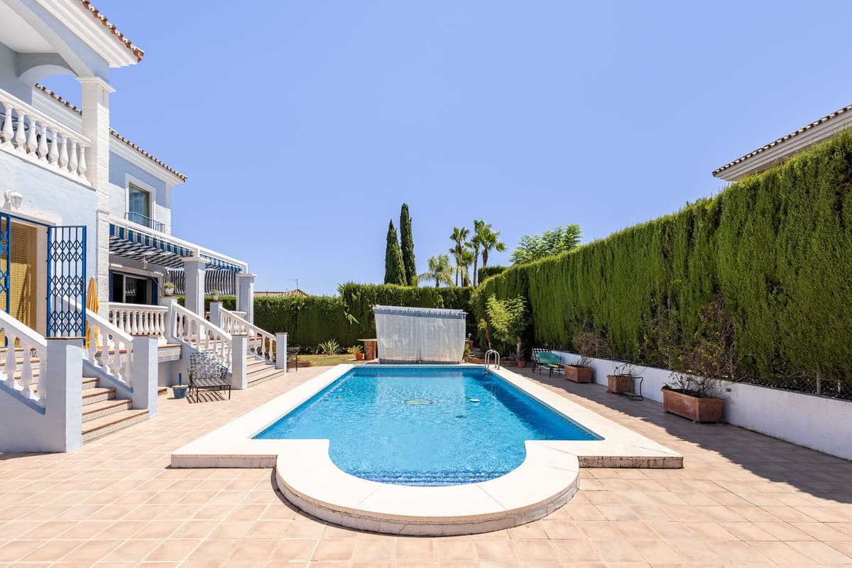 Detached Villa in Coín — photo 4 of 10