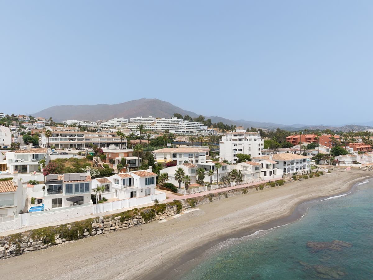 Detached Villa in Estepona — photo 4 of 10