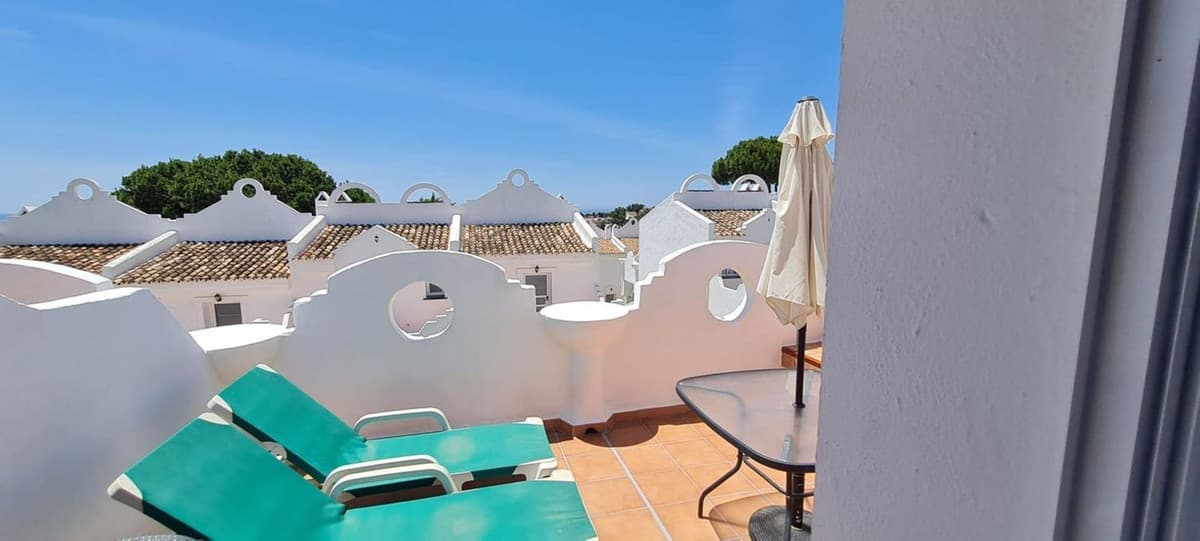 Duplex in Reserva de Marbella — photo 8 of 10