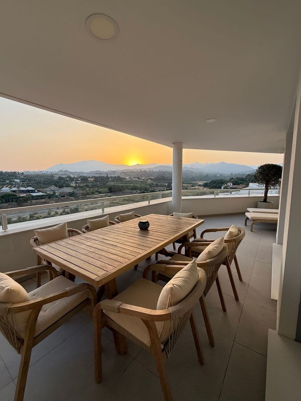 Middle Floor Apartment in Cancelada — photo 2 of 10