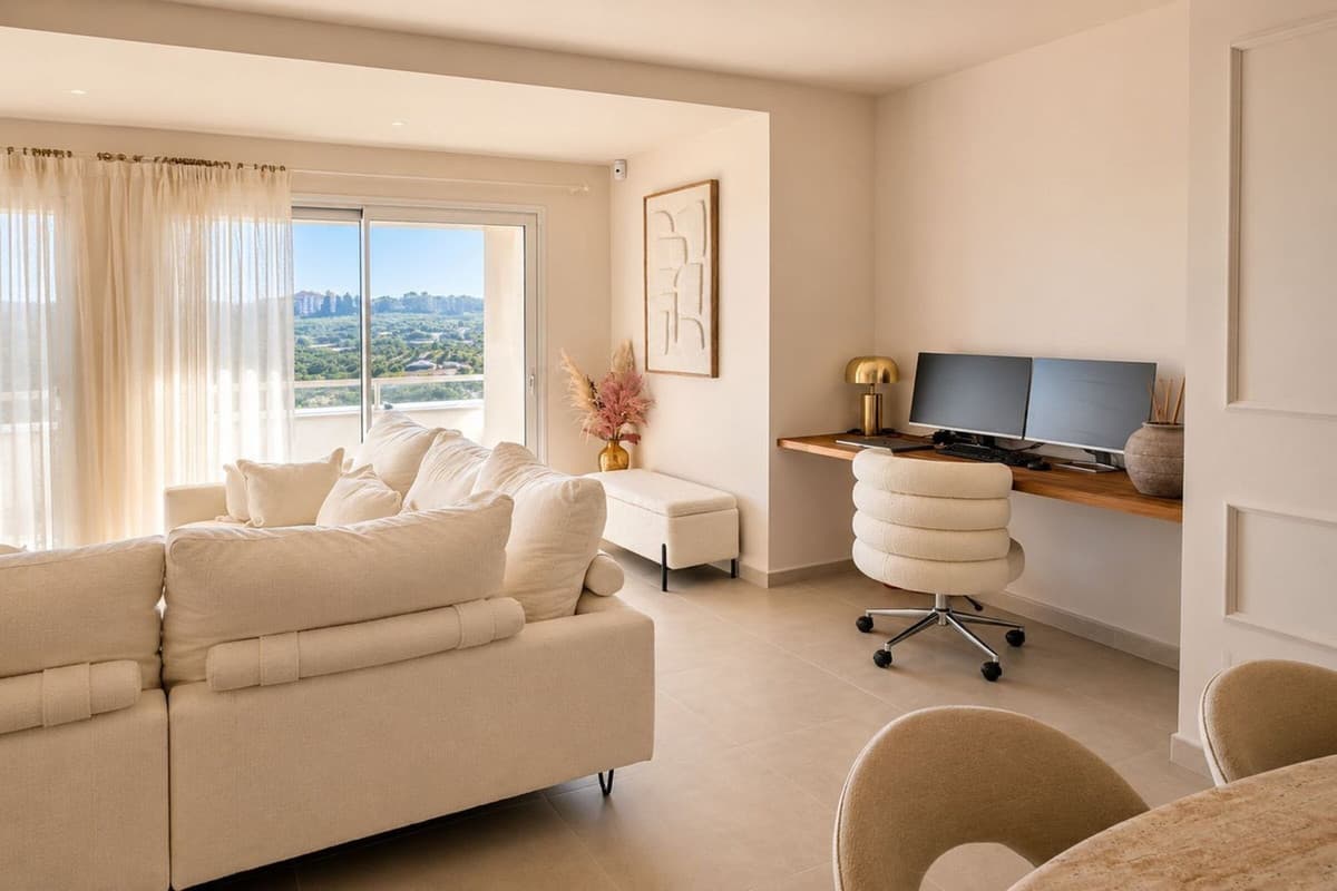Middle Floor Apartment in Cancelada — photo 5 of 10