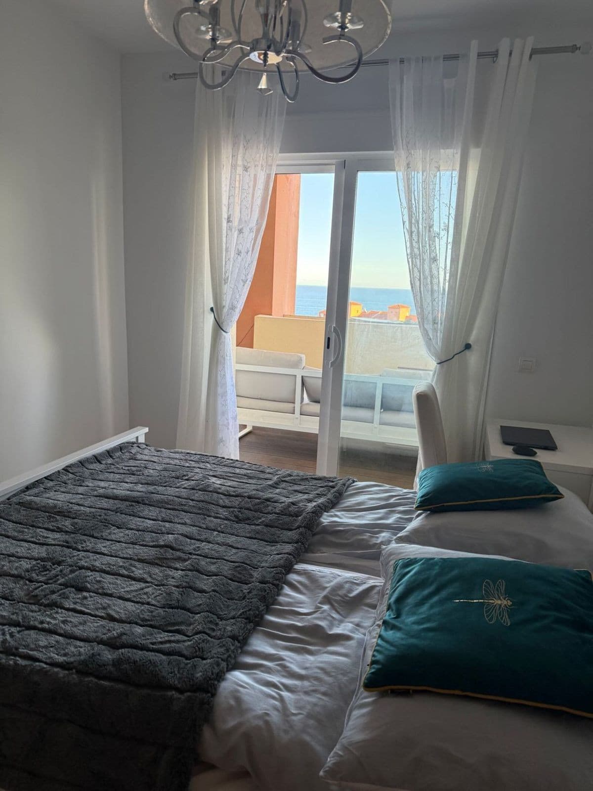 Middle Floor Apartment in La Duquesa — photo 5 of 7