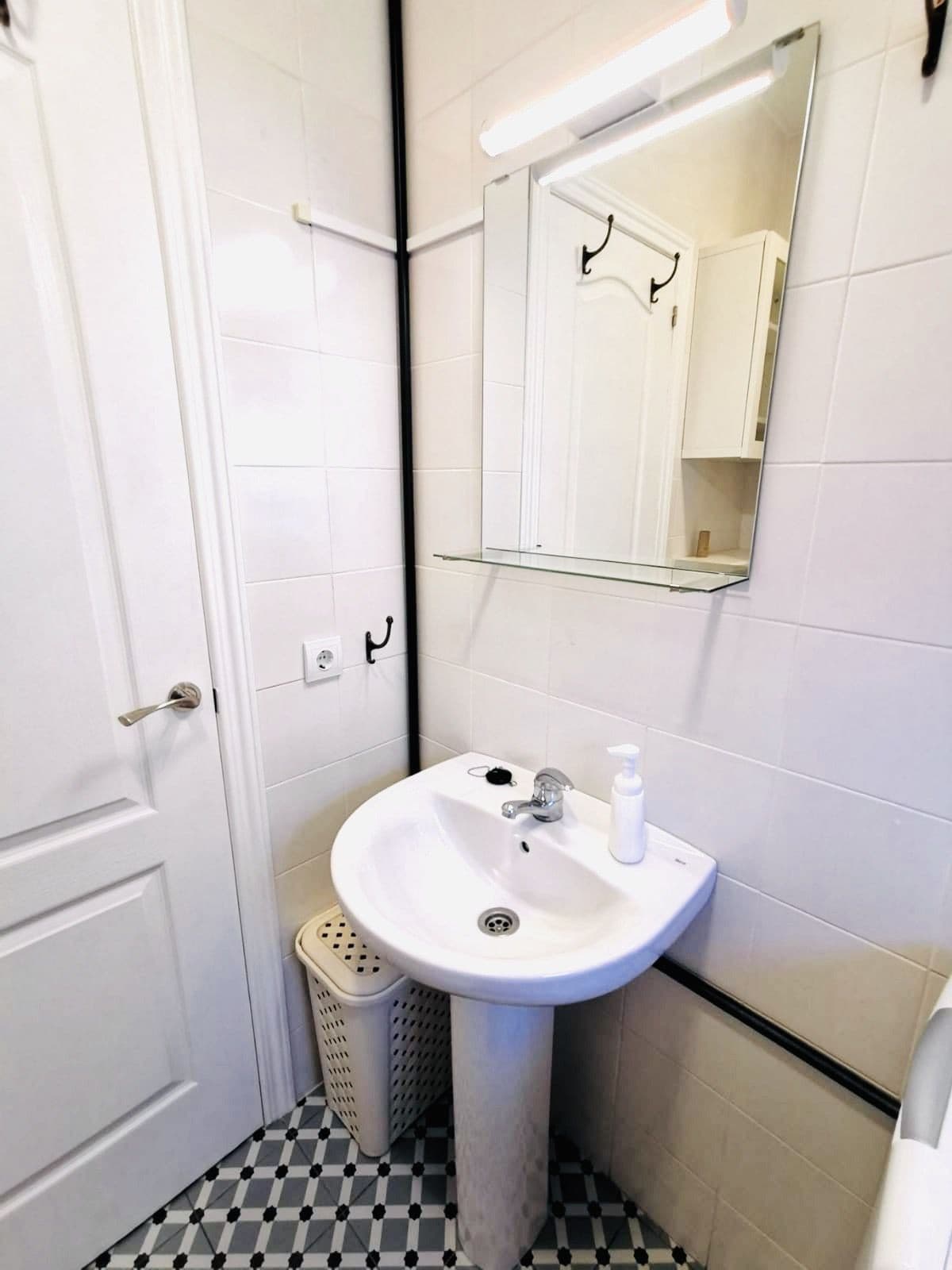 Townhouse in Málaga Centro — photo 6 of 9