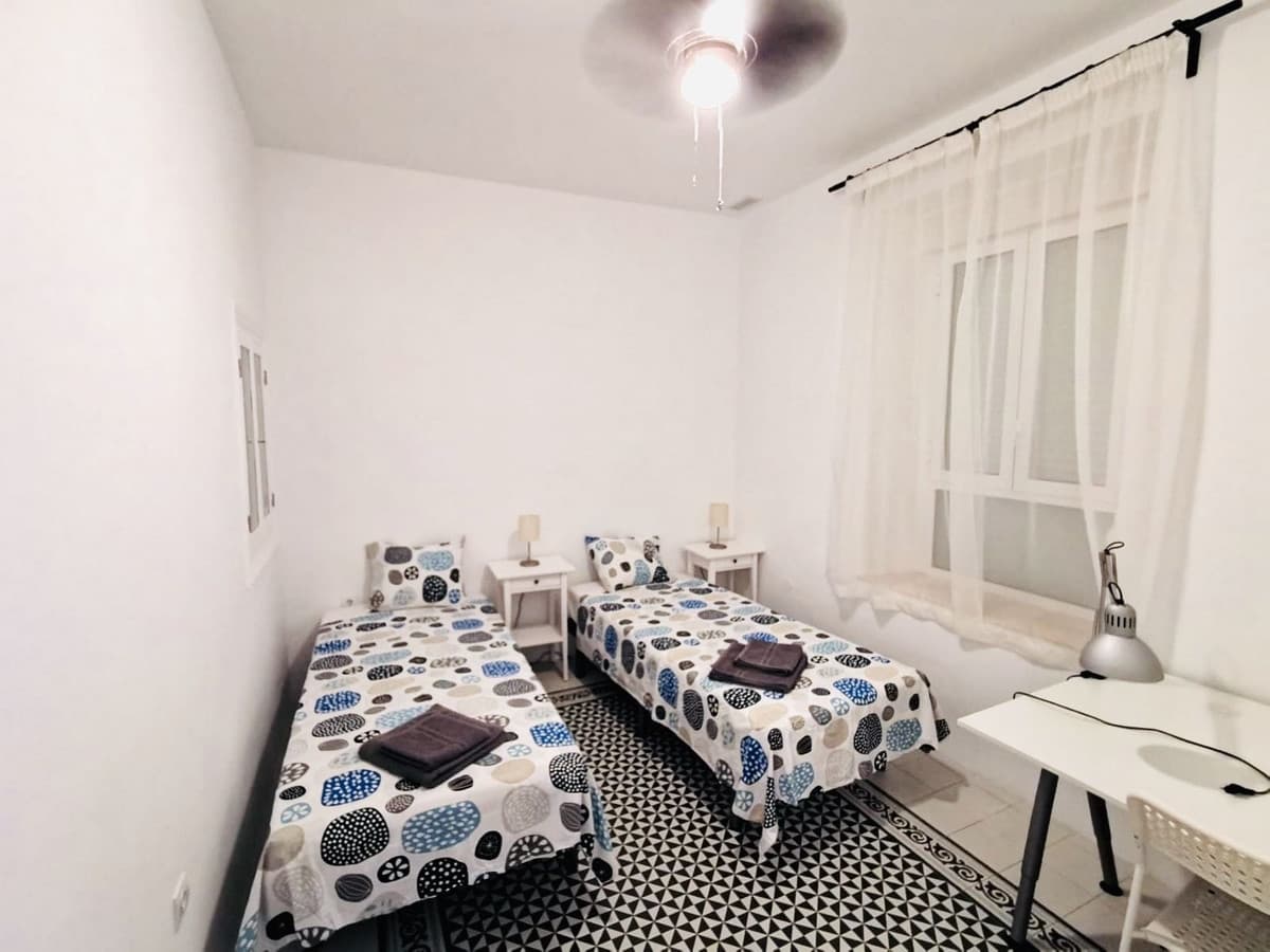 Townhouse in Málaga Centro — photo 9 of 9