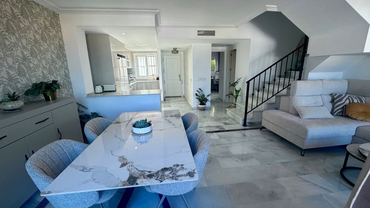 Townhouse in Casares Playa — photo 2 of 10