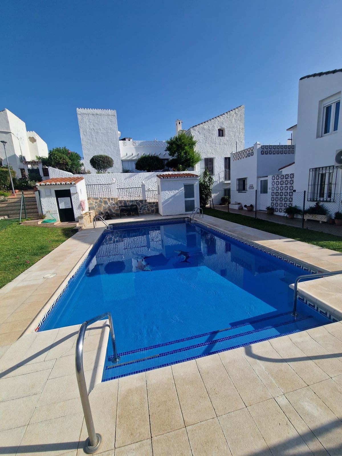 Townhouse in Estepona — photo 1 of 10