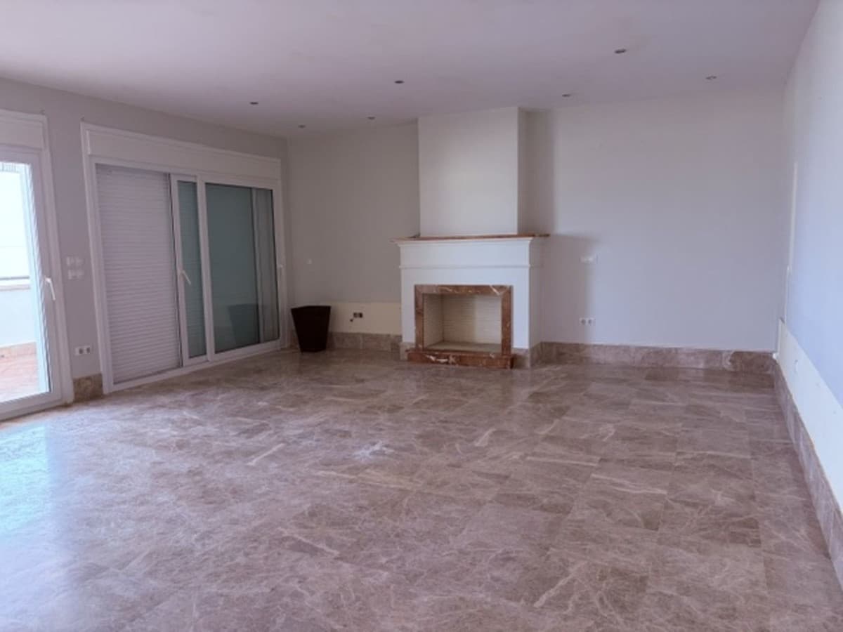 Duplex in Santa Clara — photo 4 of 10