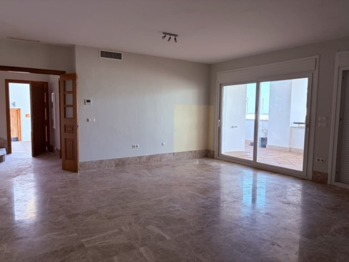 Duplex in Santa Clara — photo 7 of 10