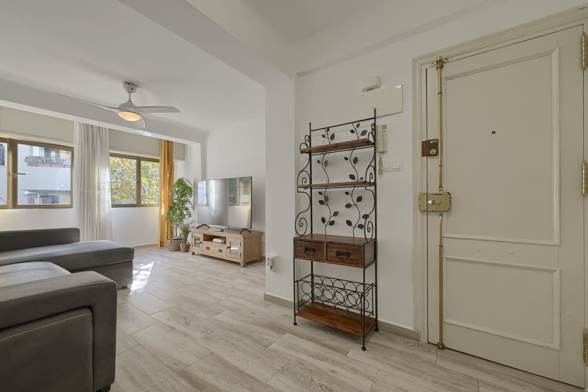 Top Floor Apartment in Marbella — photo 7 of 10