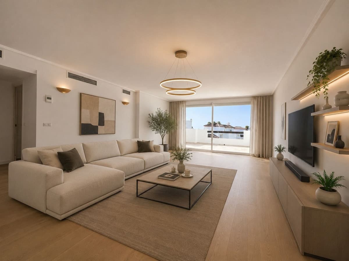 Middle Floor Apartment in Estepona — photo 8 of 10