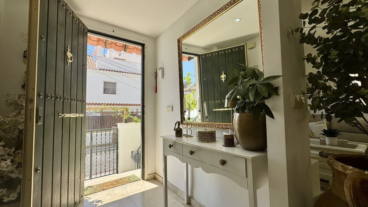 Semi-Detached House in Arroyo de la Miel — photo 8 of 10