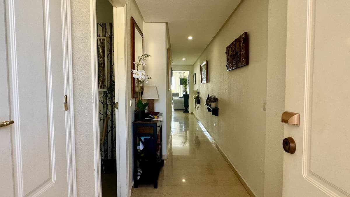 Penthouse Duplex in Arroyo de la Miel — photo 4 of 10