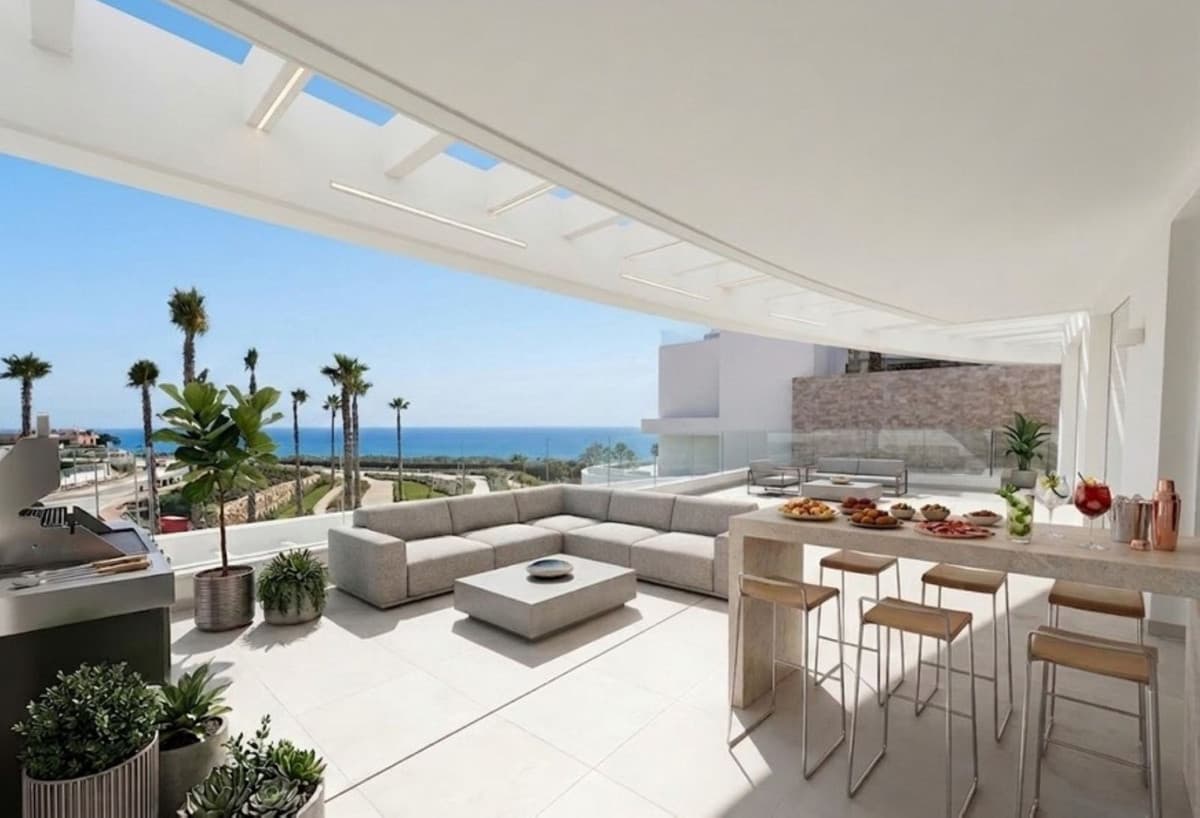Middle Floor Apartment in La Cala de Mijas — photo 1 of 10