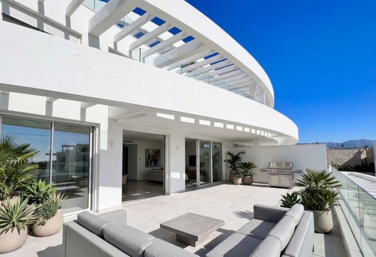 Middle Floor Apartment in La Cala de Mijas — photo 2 of 10
