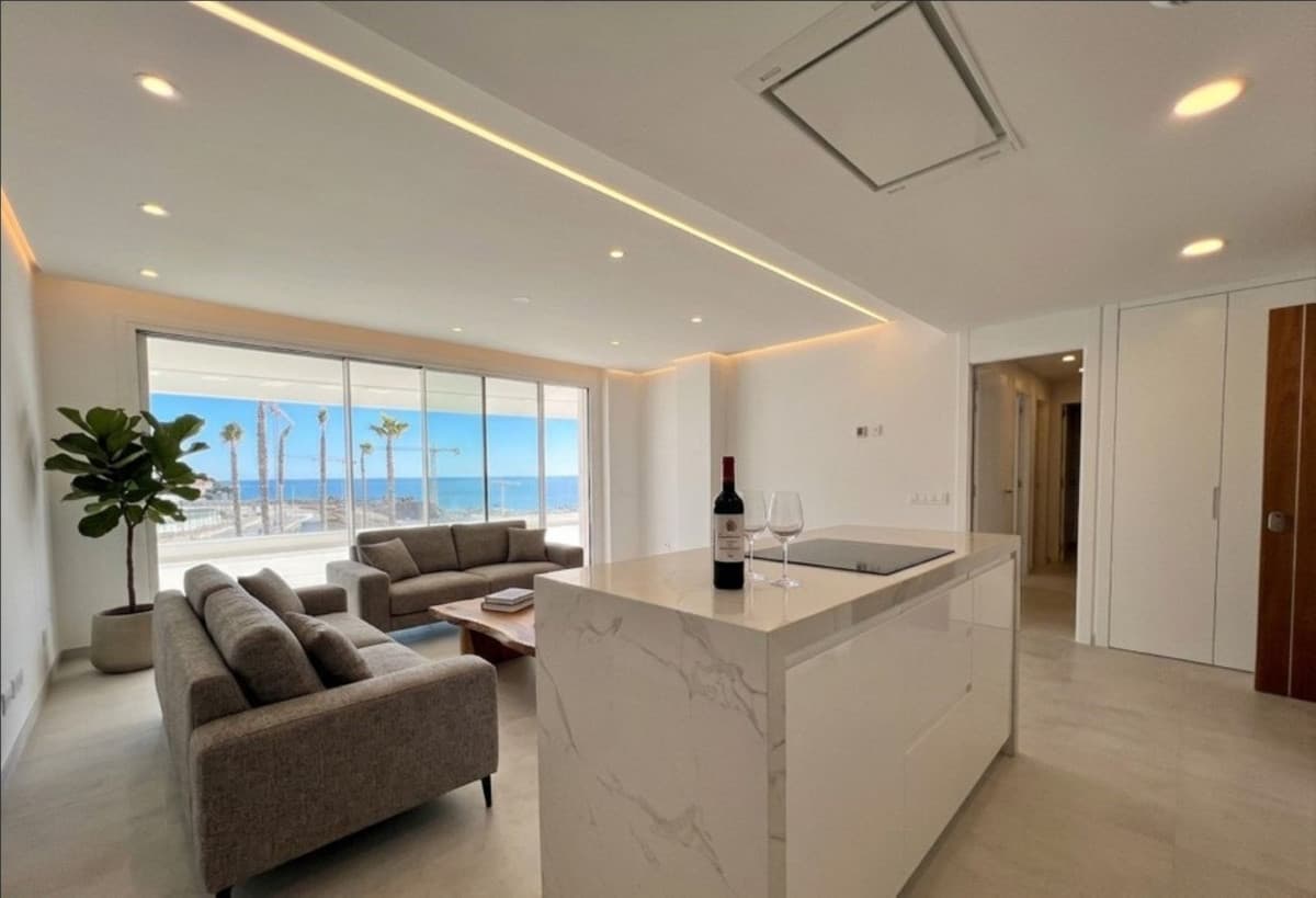 Middle Floor Apartment in La Cala de Mijas — photo 3 of 10