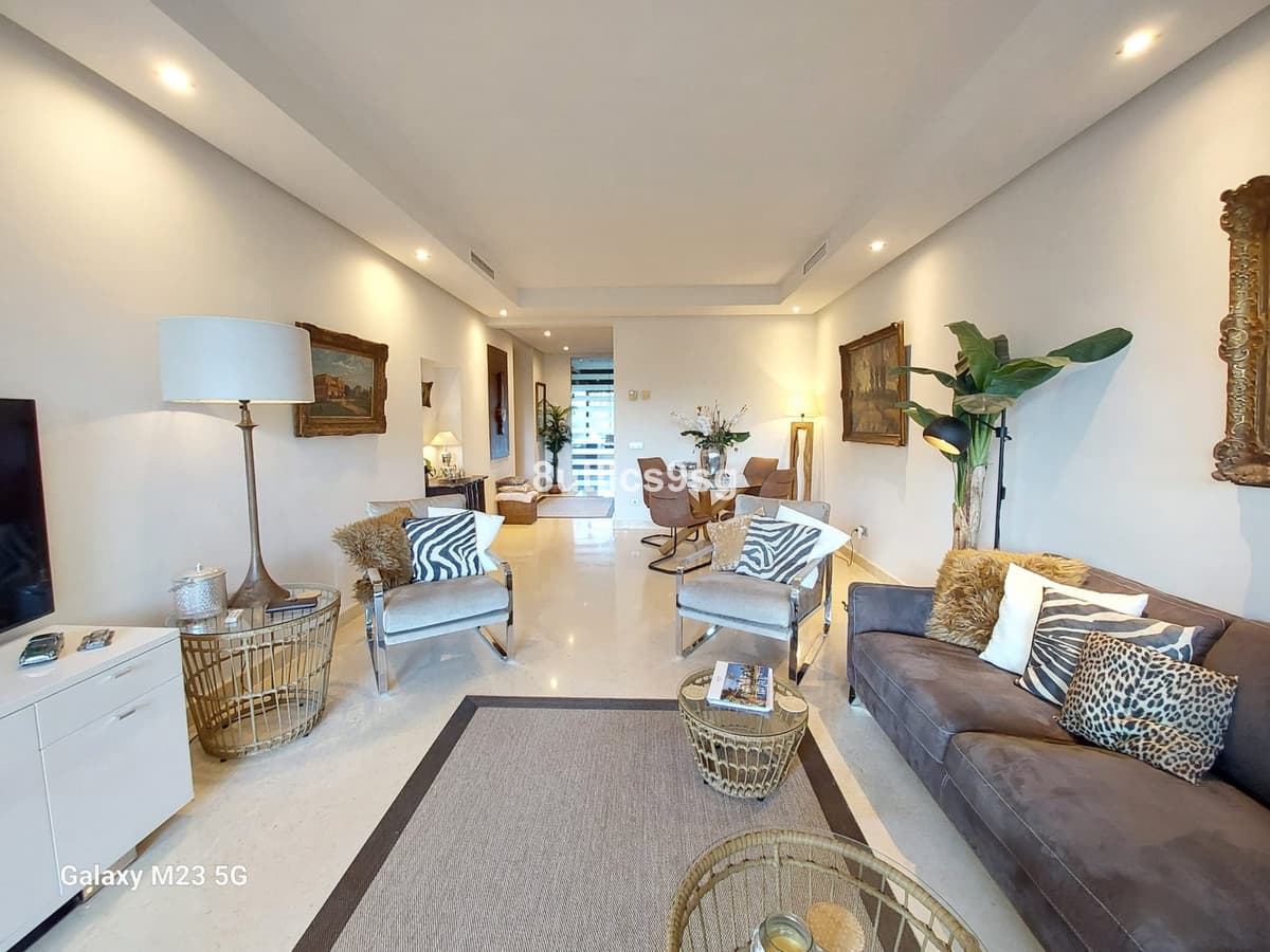Ground Floor Apartment in Benahavís — photo 6 of 10