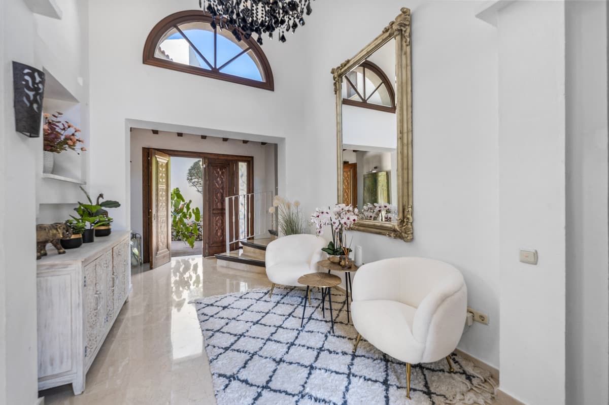Detached Villa in Estepona — photo 5 of 10