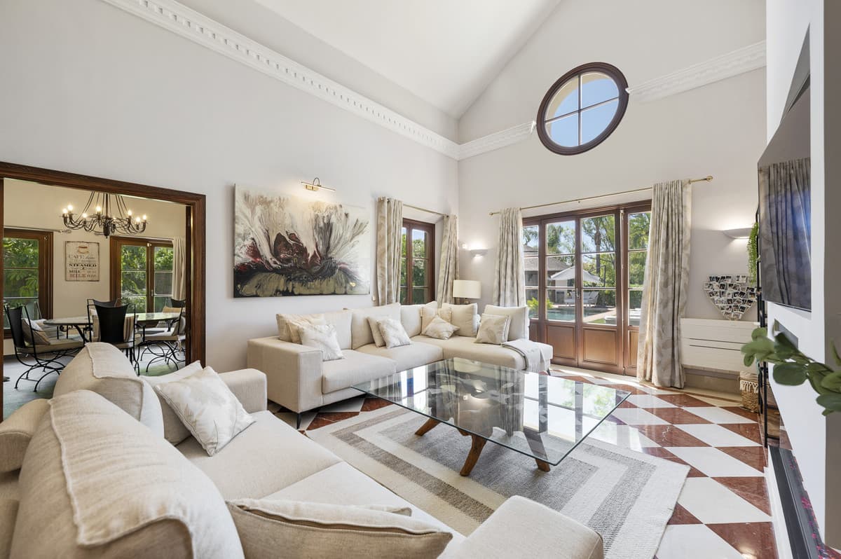 Detached Villa in Estepona — photo 6 of 10