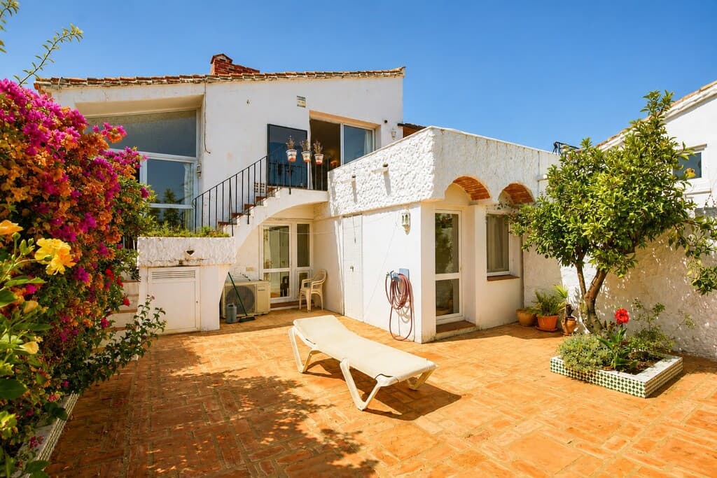 Semi-Detached House in Estepona — photo 2 of 10