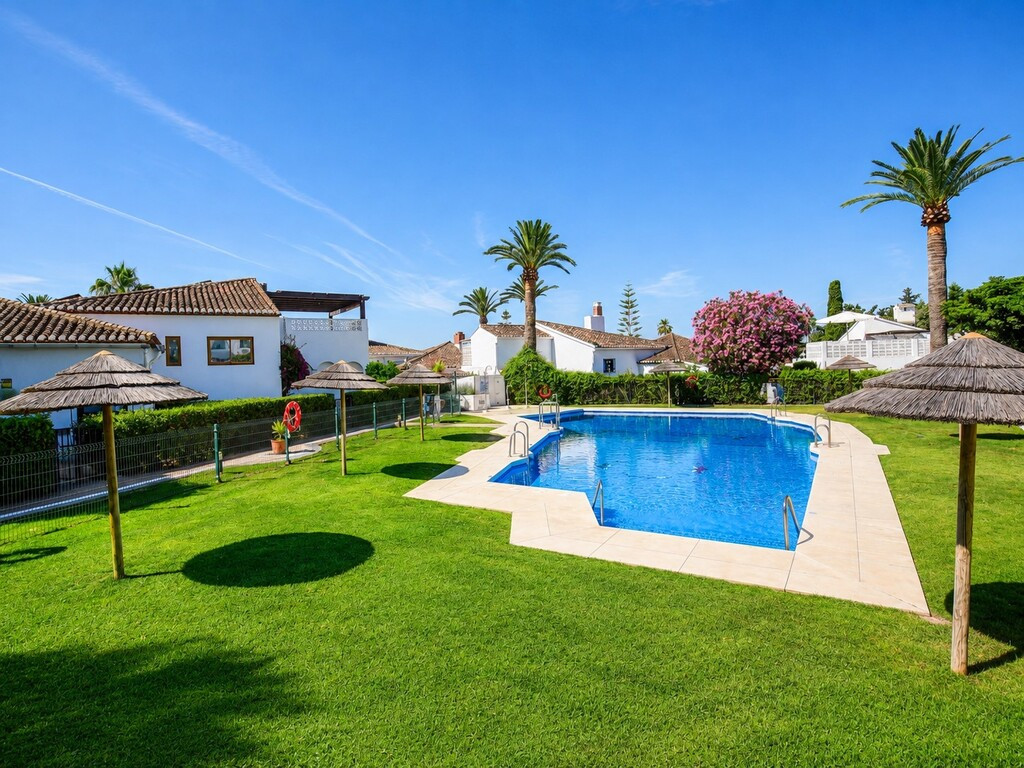 Semi-Detached House in Estepona — photo 7 of 10
