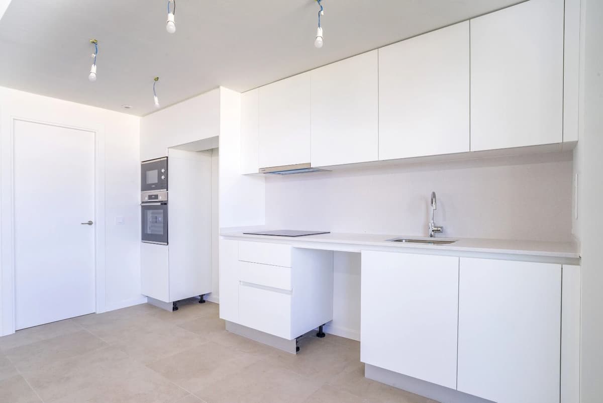 Middle Floor Apartment in Torremolinos — photo 4 of 10