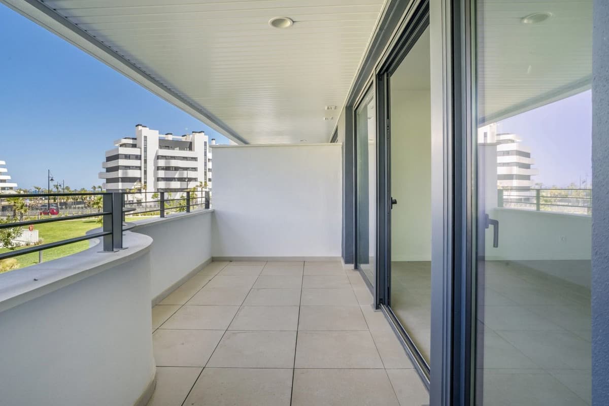 Middle Floor Apartment in Torremolinos — photo 8 of 10