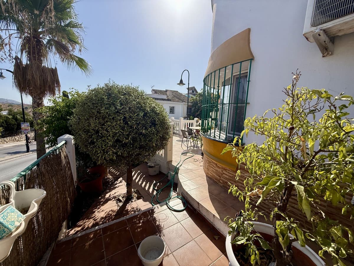 Semi-Detached House in Mijas Costa — photo 8 of 10