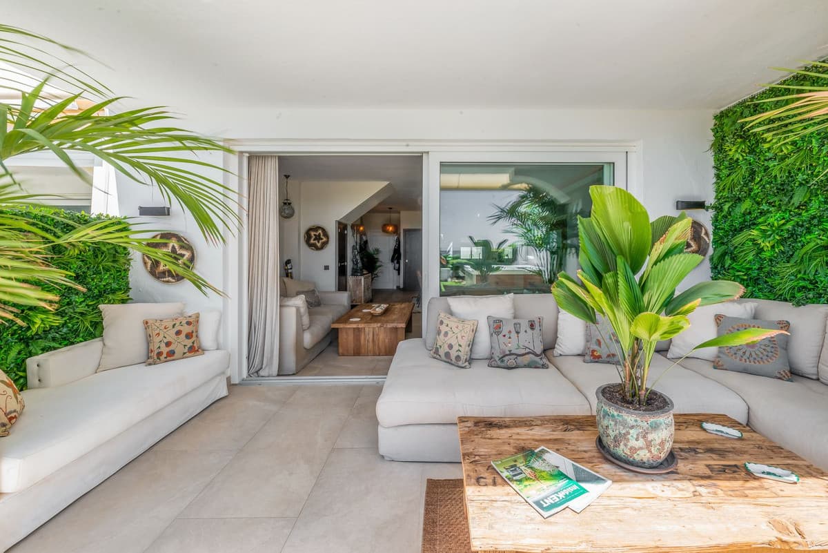 Townhouse in Las Chapas — photo 10 of 10
