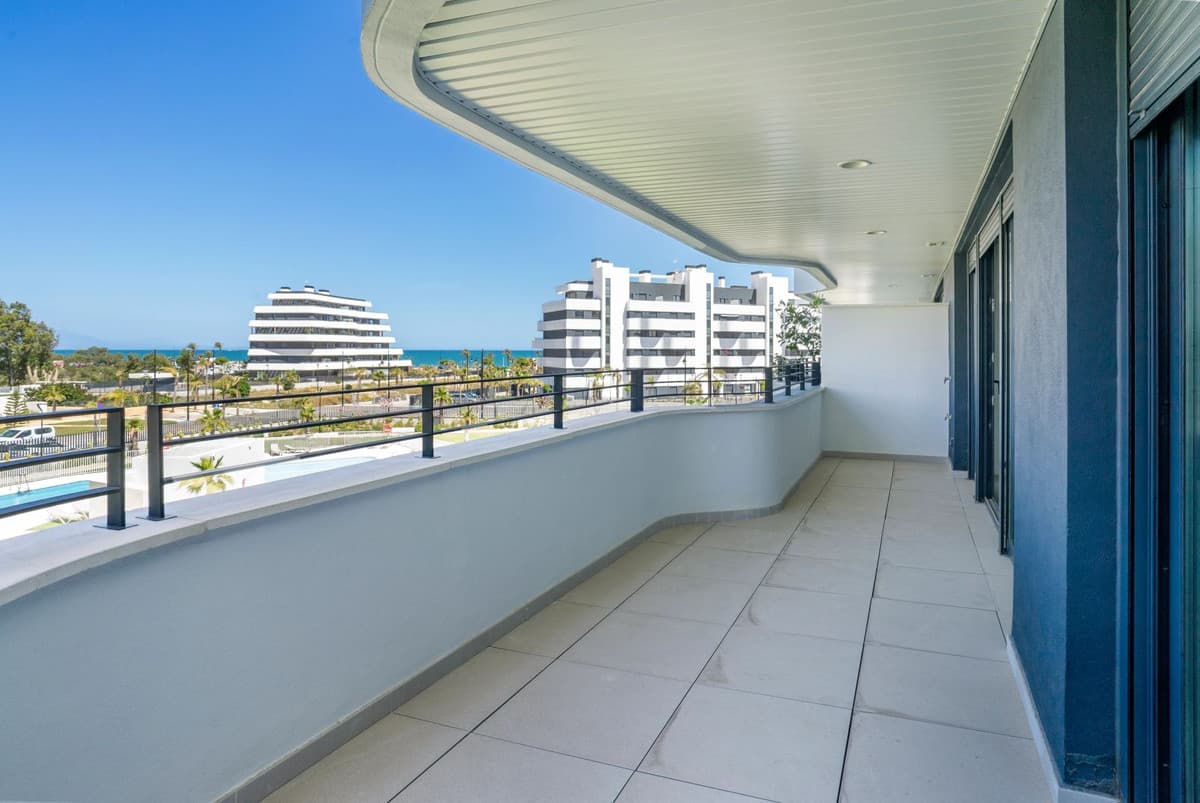 Middle Floor Apartment in Torremolinos — photo 1 of 10