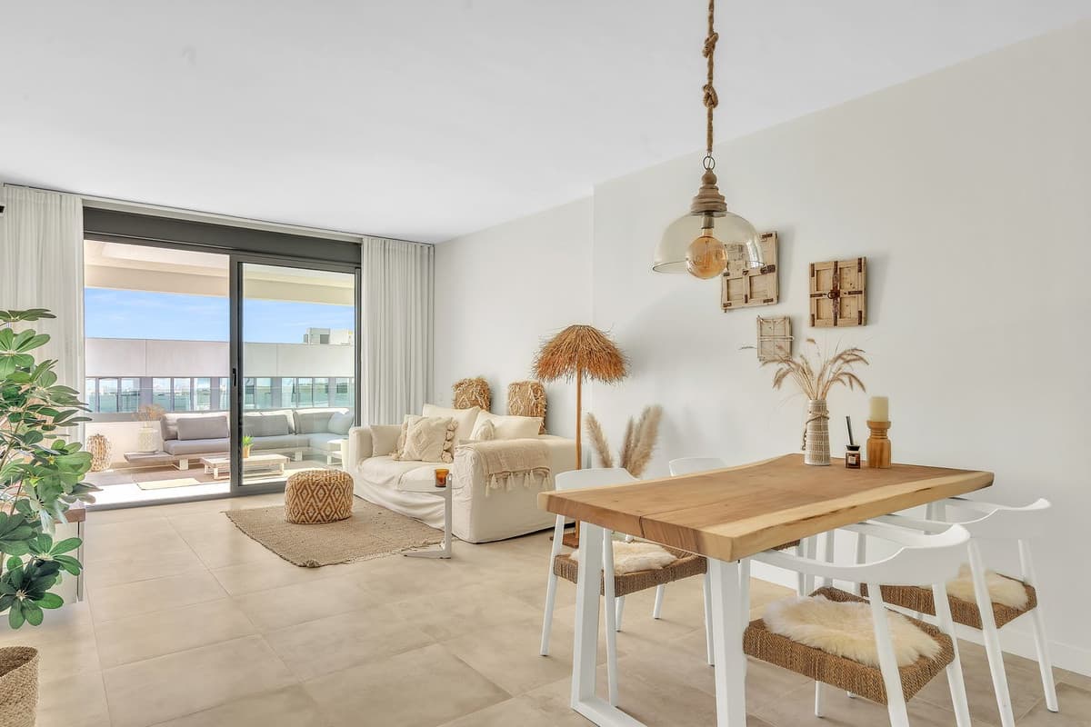 Top Floor Apartment in Estepona — photo 6 of 10