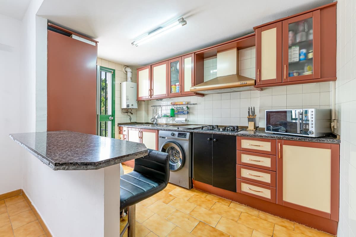 Townhouse in La Colina — photo 10 of 10