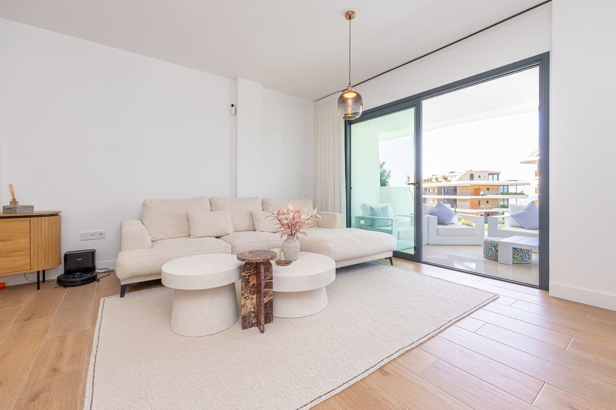 Middle Floor Apartment in Fuengirola — photo 8 of 10
