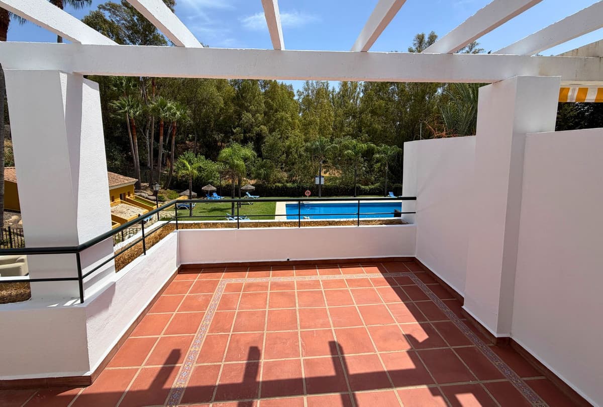 Penthouse in Nueva Andalucía — photo 6 of 10