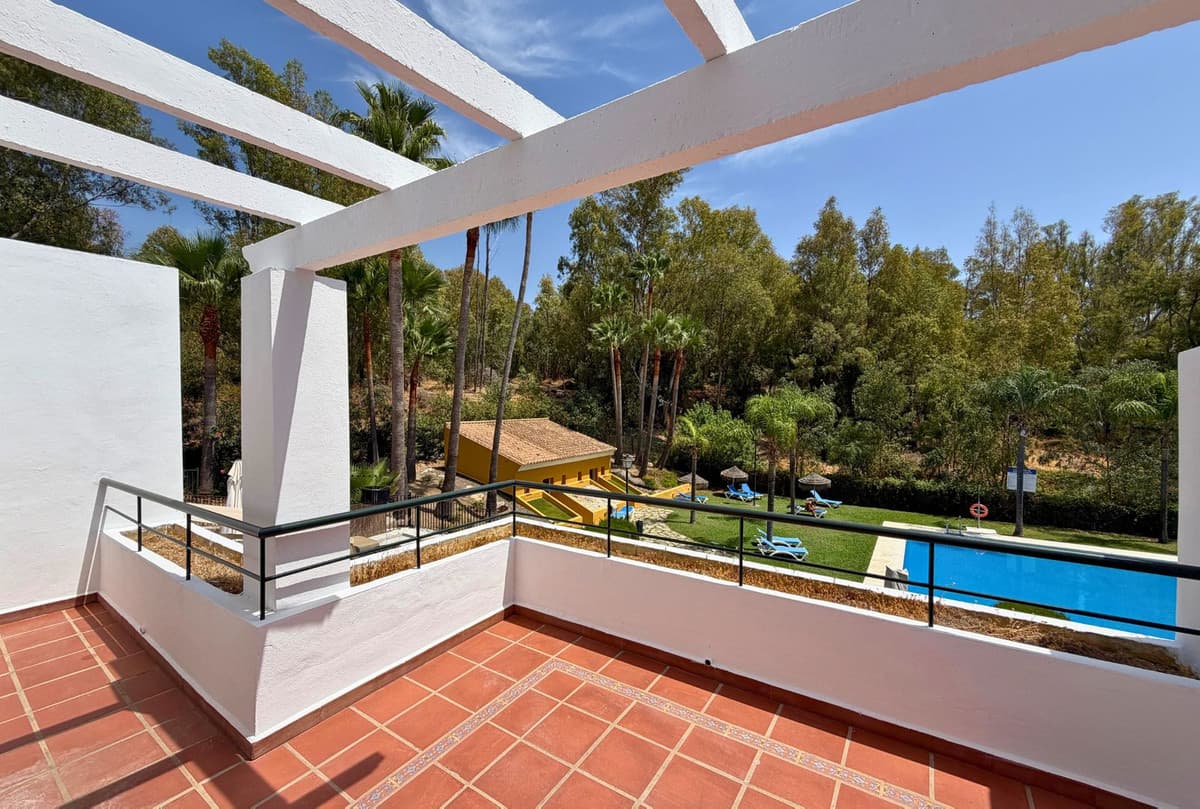 Penthouse in Nueva Andalucía — photo 9 of 10