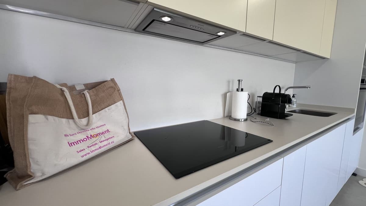 Middle Floor Apartment in Altos de los Monteros — photo 9 of 10