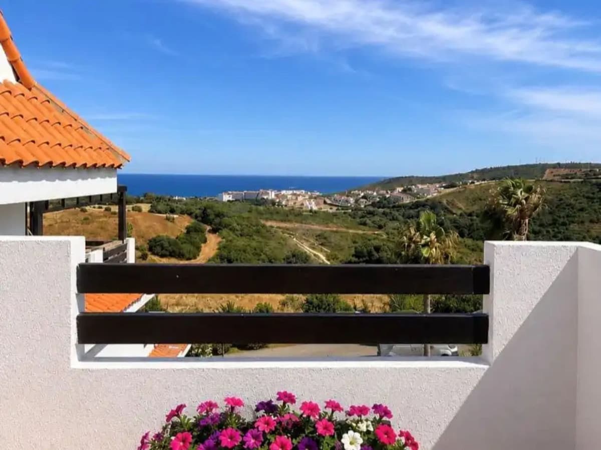 Penthouse Duplex in La Duquesa — photo 3 of 10