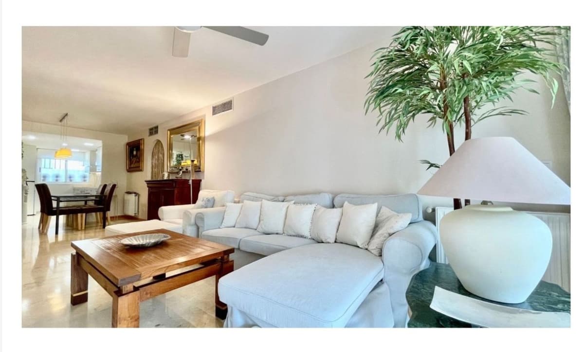 Middle Floor Apartment in Guadalmina Alta — photo 5 of 10