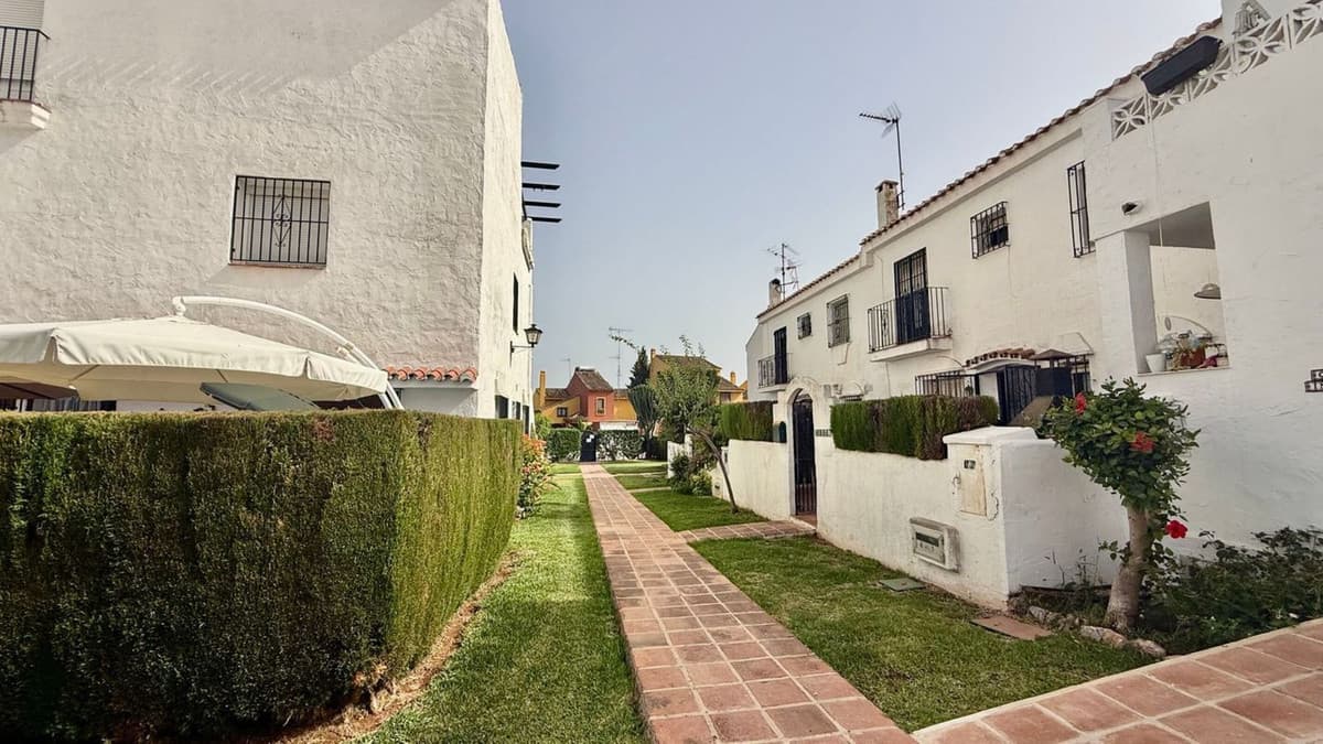 Townhouse in Marbella — photo 5 of 10